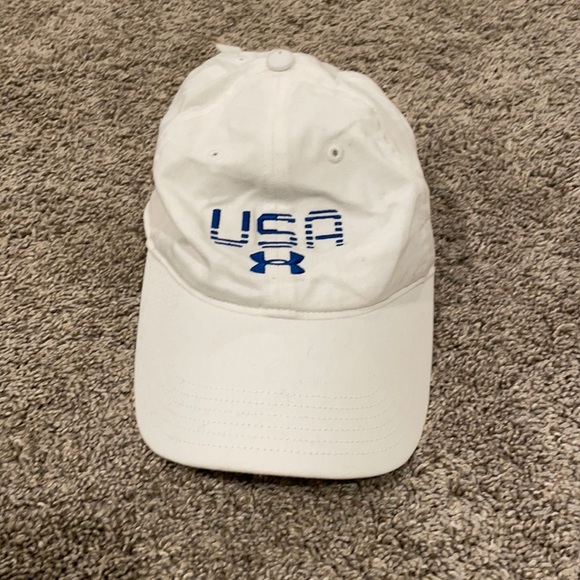 Under Armour hat - Picture 1 of 4